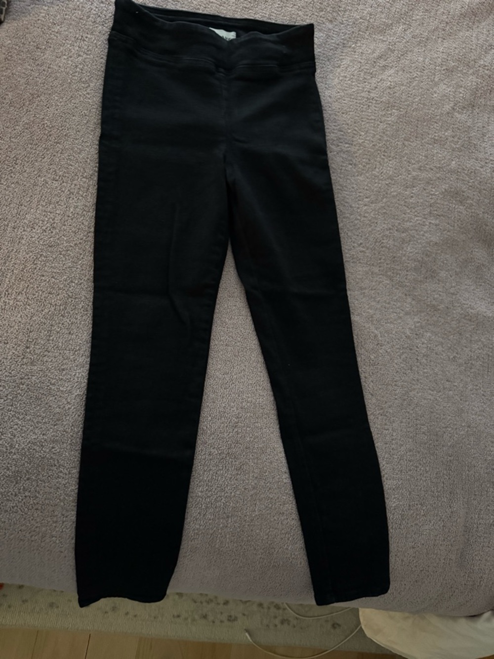 Black High-Waist Leggings